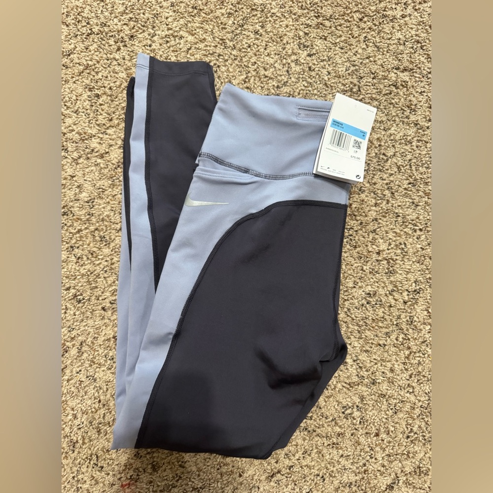 Nike Women's Two-Tone Black/Grey and Light Purple Athletic Leggings
